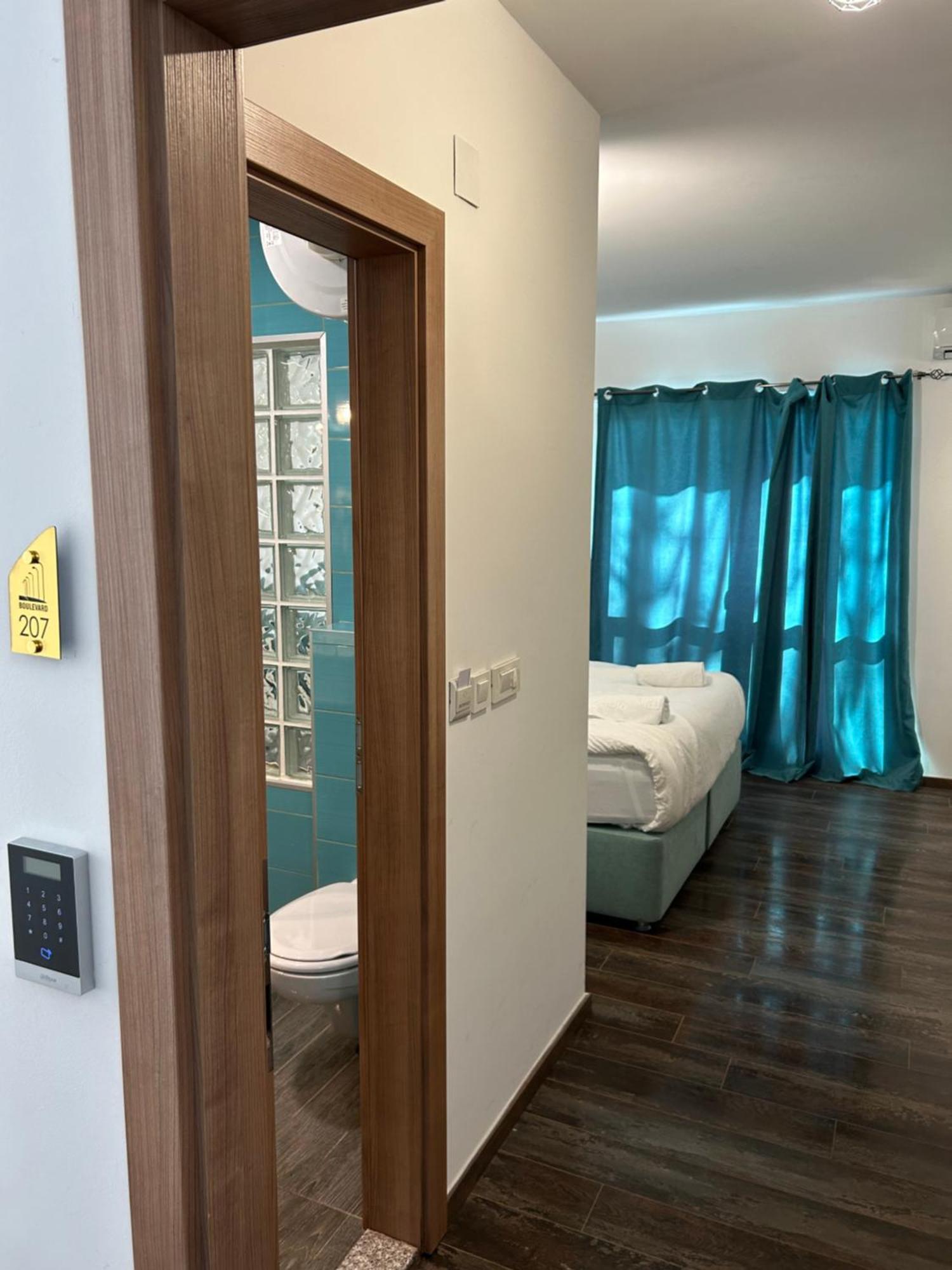 Boulevard Luxury Apartments City Center Ohrid Ngoại thất bức ảnh