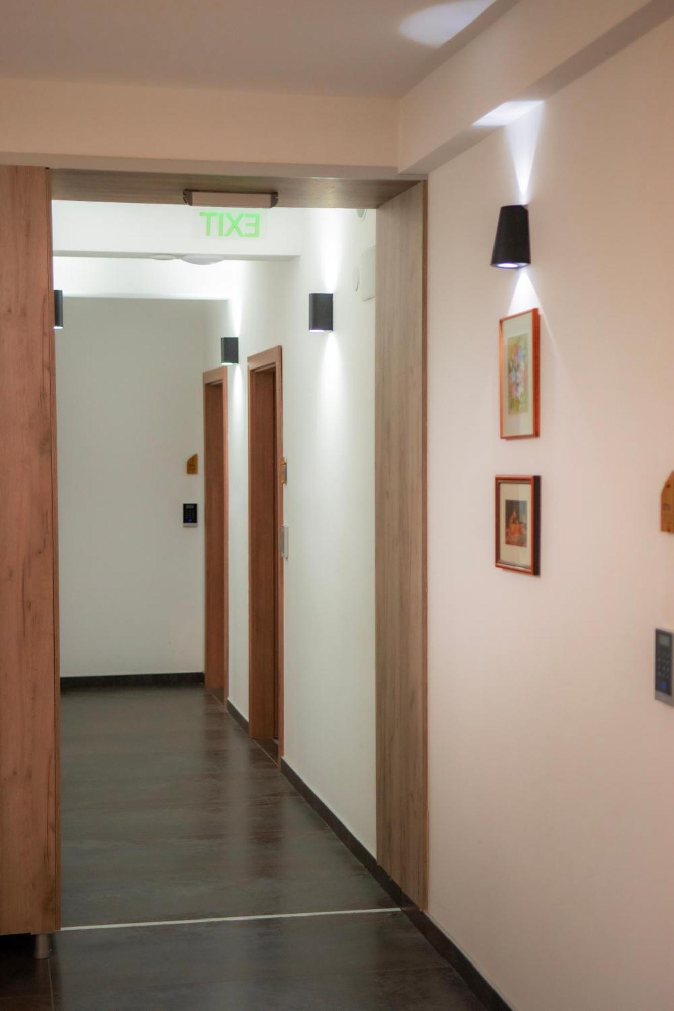 Boulevard Luxury Apartments City Center Ohrid Ngoại thất bức ảnh